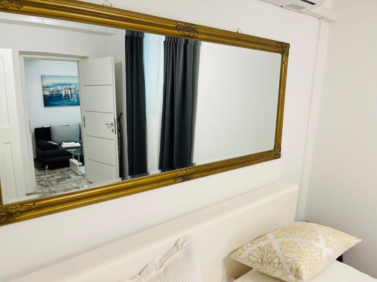Apartment Stari Dvor Kaštela Екстериор снимка