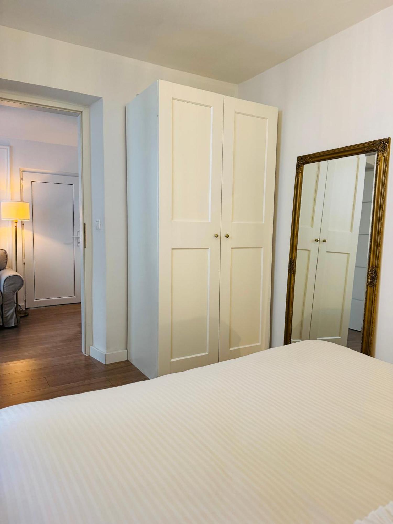 Apartment Stari Dvor Kaštela Екстериор снимка