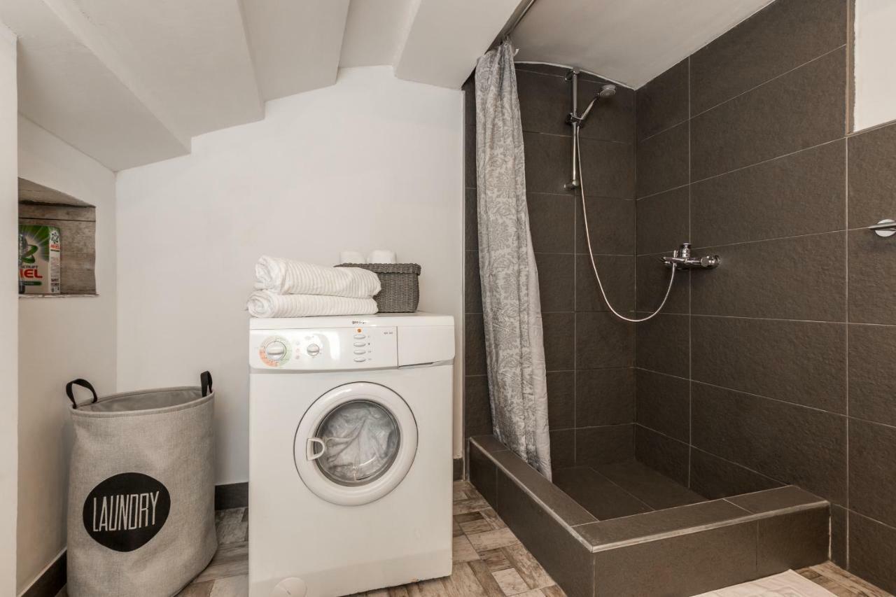 Apartment Stari Dvor Kaštela Екстериор снимка