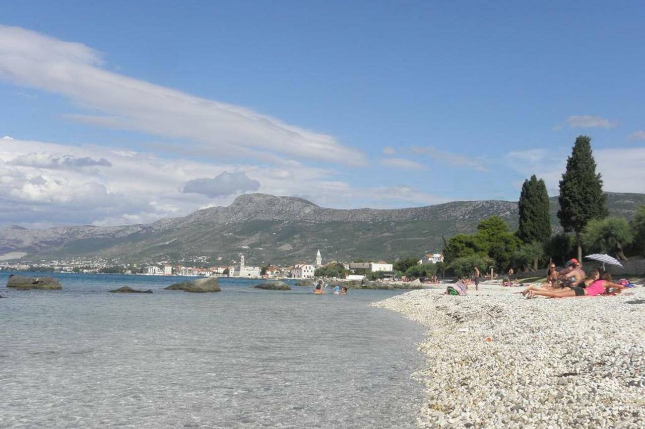 Apartment Stari Dvor Kaštela Екстериор снимка