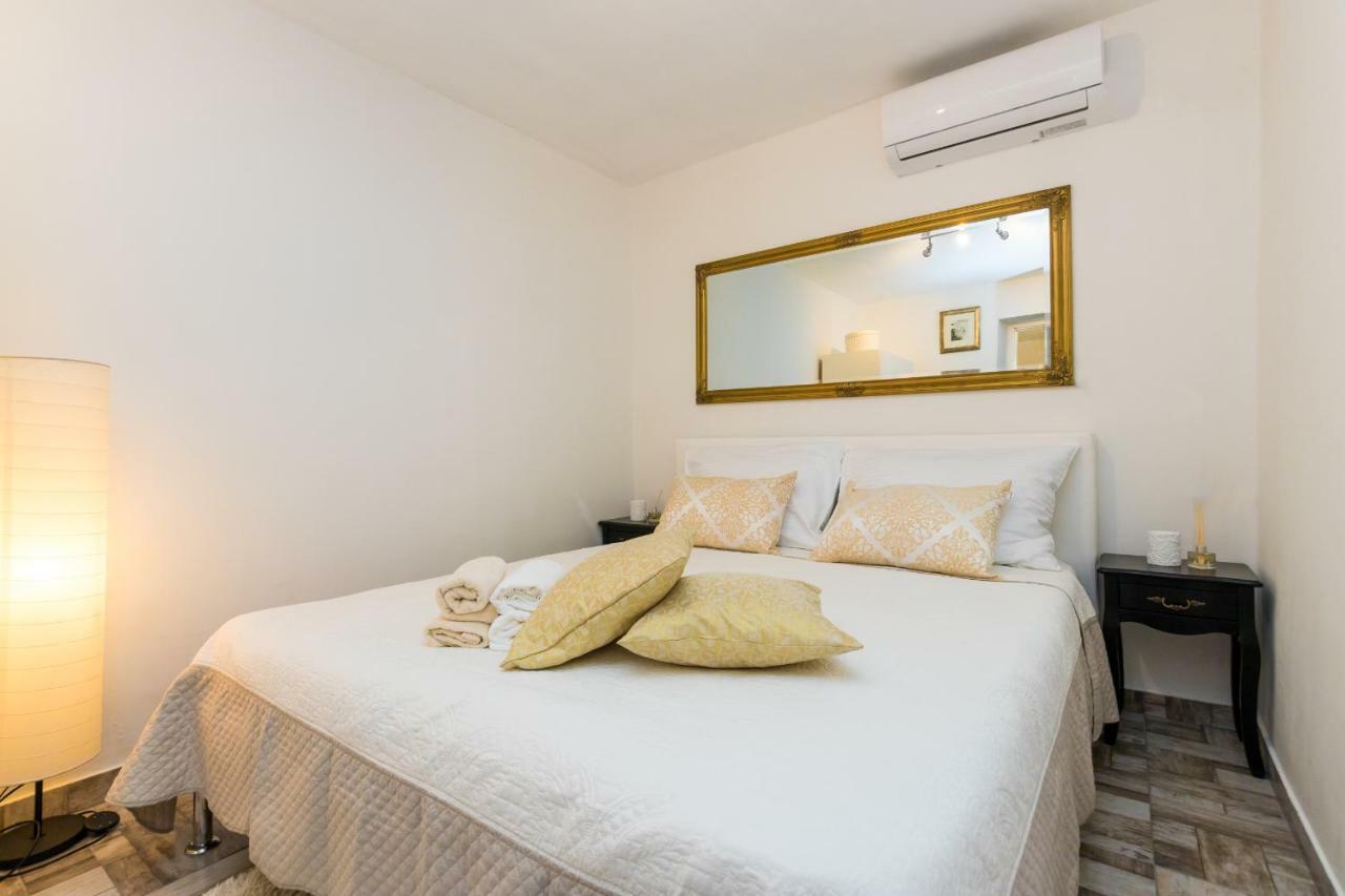 Apartment Stari Dvor Kaštela Екстериор снимка
