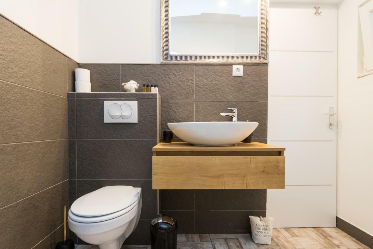 Apartment Stari Dvor Kaštela Екстериор снимка