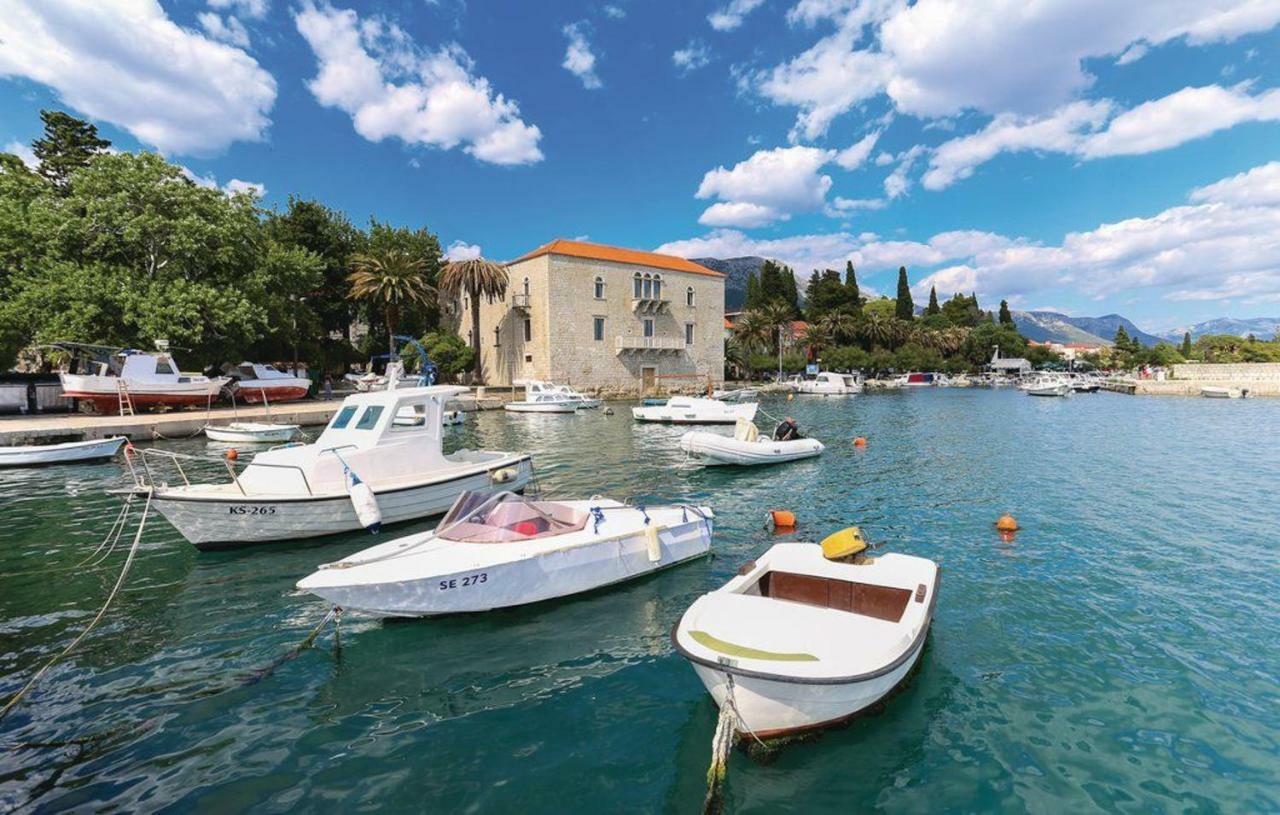 Apartment Stari Dvor Kaštela Екстериор снимка